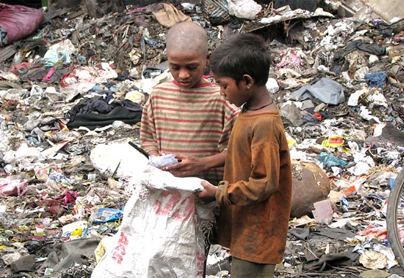 asha-india-healthcare-children-in-slums